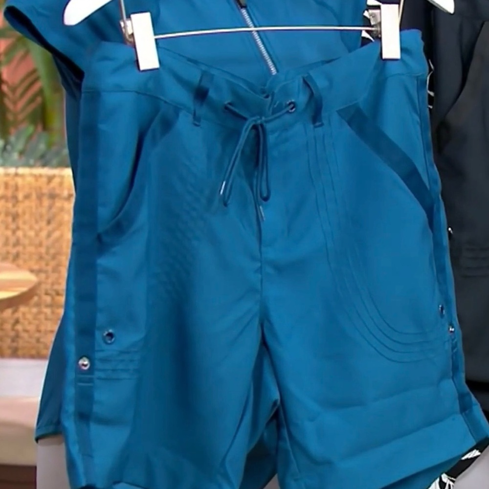 NWT Jantzen Cap Sleeve Swimsuit with Matching Board Shorts Rockin Moroccan 18W - Picture 8 of 12